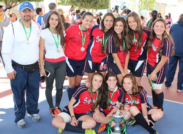 自掏腰包资 自掏腰包资